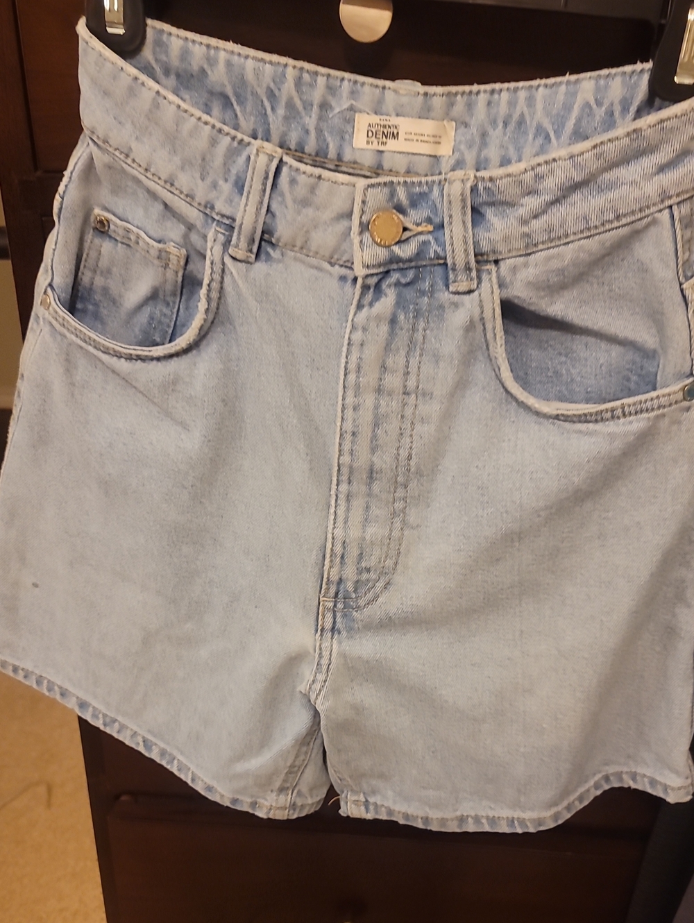 Zara Light Blue High-Waist Denim Shorts Size 00
